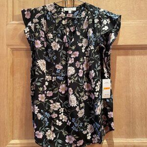 NWT Black Floral Chaus V-Neck Top, Size S